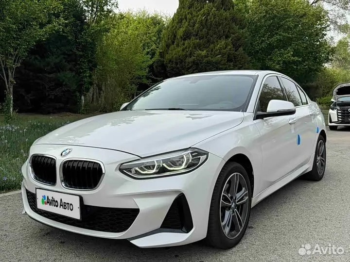 BMW F52 стандартная комплектация